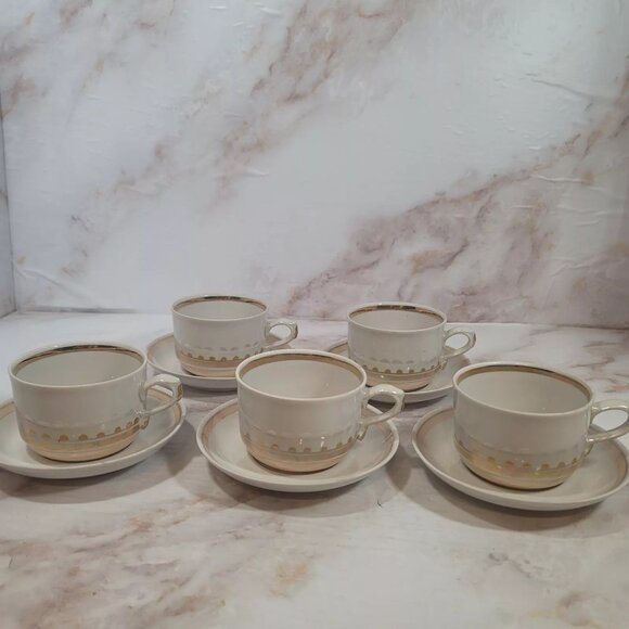 Vintage 13 pc. Lusterware Tea Pot Tea Set Cups & Saucers Golden Porcelain MCM - Picture 8 of 11